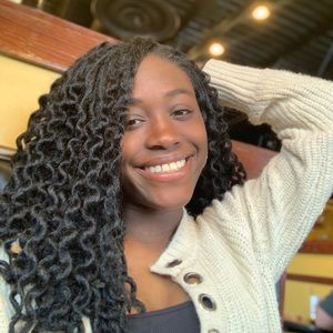 Meet your Posher, Rinaysha